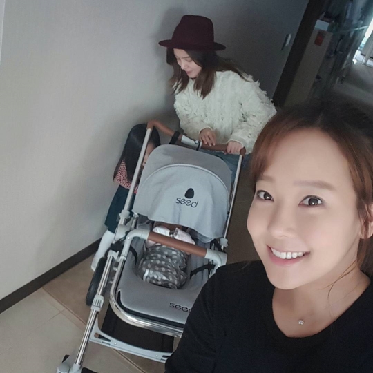 정시아
출처:/소유진 SNS