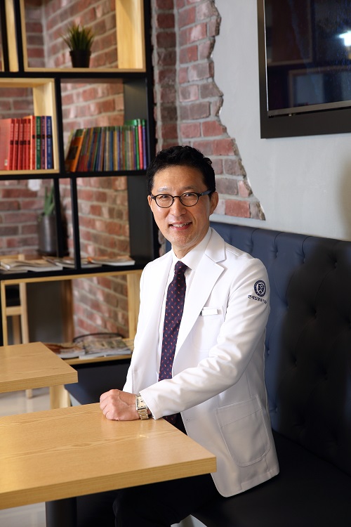 통증, 교정기간 줄여주는 ‘노브라켓 교정’