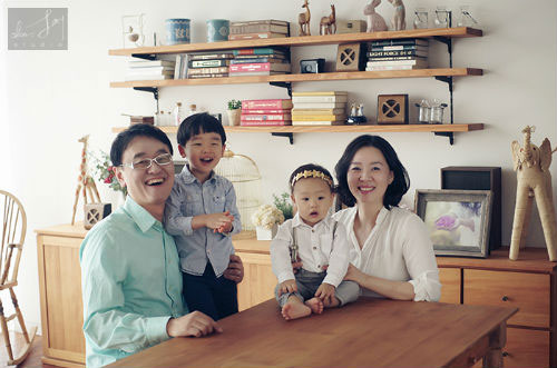 권영찬 교수, 결혼 9주년 맞이해 시각장애우 개안수술 지원