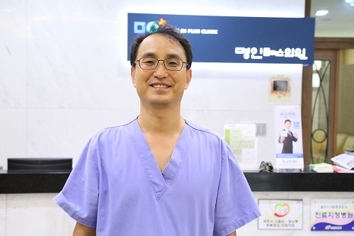 키성장 방해하는 척추측만증, 운동치료 및 도수치료 등 비수술적 시술도 적용 가능
