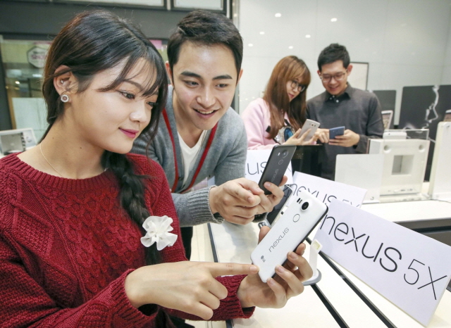 구글 레퍼런스 스마트폰 LG전자 넥서스5X (사진=LG전자)