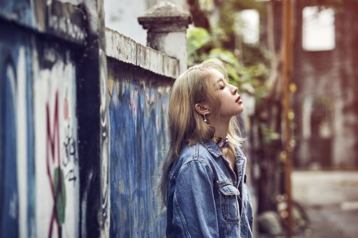 '홀로서기' 전지윤, 단독 팬미팅...솔로 앨범 '낮 AND 밤' 무대 최초 공개