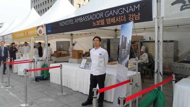 국제 평화 마라톤 대회. 유명 호텔 주방장이 직접 만든 요리를 맛볼 수 있다