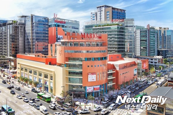 마리오아울렛은 오는 23일까지 비비안·닥스제화·미니멈 등 인기 브랜드의 봄 상품을 초특가에 만나볼 수 있는 ‘베스트 브랜드 봄 상품 기획전’을 벌인다. 사진=넥스트데일리 DB