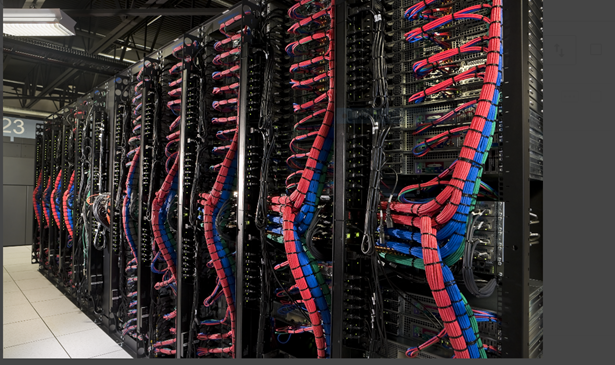 IBM 클라우드 데이터센터 내부,