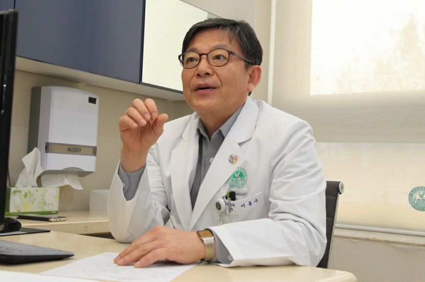 이대목동병원 노인의학센터장 이홍수 교수