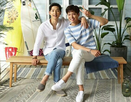 피자배달 전문 기업 ‘도미노피자’는 대표적인 남남 커플로 많은 사랑을 받고 있는 배우 송중기·박보검과 지난달 31일 전속모델 재계약을 체결했다. 사진=도미노피자 제공
