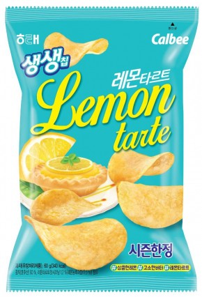 여름 시즌에만 맛 볼 수 있는 이색 감자칩 제품이 출시됐다. 음료 카테코리에는 일반적인 마케팅 방법이지만 스낵 제품에서 찾아보기 힘든 경우다. 해태제과는 최근 시즌 한정 감자칩 '생생칩 레몬타르트'를 내놨다고 밝혔다. 사진= 해태제과 제공