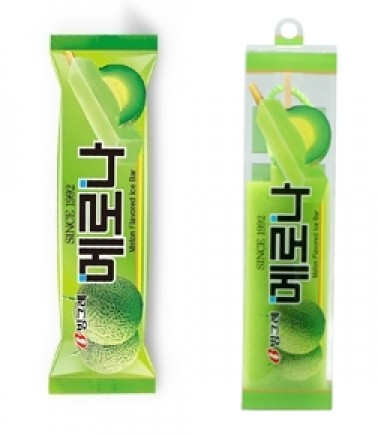 '왼쪽과 오른쪽' 어느쪽 제품이 진짜 '메로나' 일까요? (왼쪽부터) 빙그레 '메로나', 세븐일레븐 메로나 수세미. 사진=넥스트데일리 DB, 세븐일레븐 제공