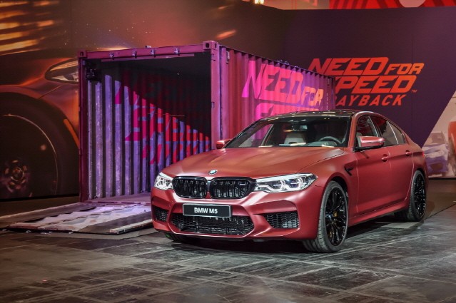 BMW, 독일 게임스컴에서 뉴 M5 공개…한국에는 2018년 출시