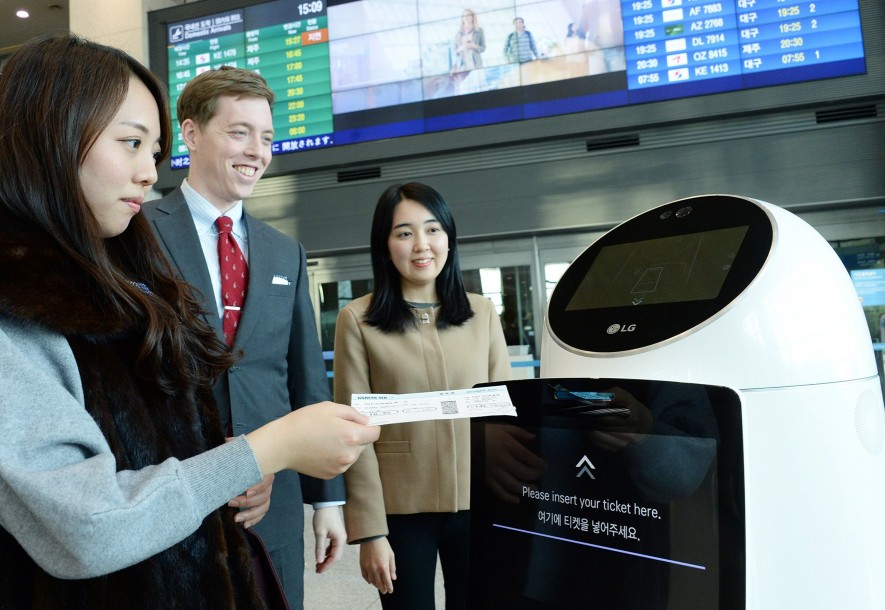 LG전자 인천국제공항 안래로봇 시범서비스