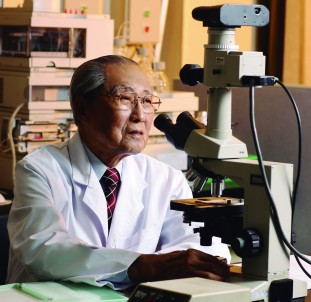 올해로 출시 50주년을 맞은 베지밀을 선보였던 정식품의 창업주 정재원 명예회장(사진)이 지난 9일 별세했다. 사진=정식품 제공