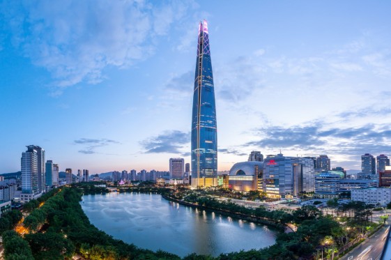 롯데월드타워 전경. 사진=롯데물산 제공