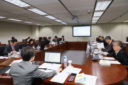 방송통신심의위원회의 방송심의소위원회 회의 모습. 사진=방송통신심의위원회 제공