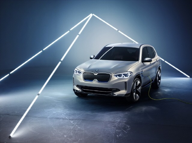 BMW 그룹, 2018 베이징 모터쇼서 iX3 콘셉트 공개