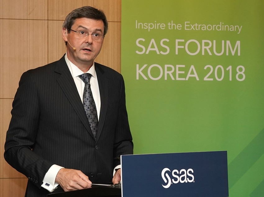 올리버 샤벤버거(Oliver Schabenberger) SAS 수석부회장 겸 최고운영책임자(COO) & 최고기술책임자(CTO)
