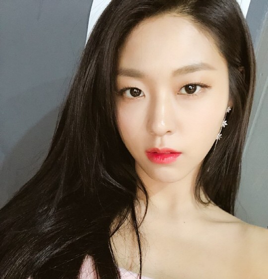 사진=설현 인스타그램