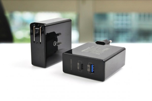 사진 = 아트뮤 USB-PD고속충전기 듀얼포트
