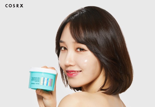 ‘코스알엑스X한별 하이드로겔 베리 심플 팩’ 완판 기록… ‘핫 한 품절템’