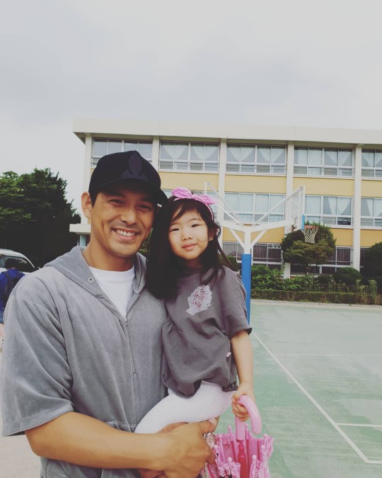 오지호 딸, 투표 인증샷 함께…폭풍성장 눈길