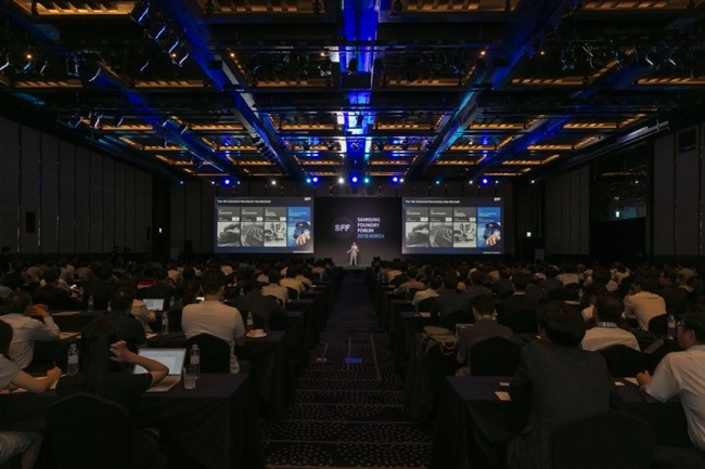 삼성전자 파운드리사업부 사업부장 정은승 사장은 'To be the most trusted foundry'를 주제로 기조 연설을 했으며, "SAFE 파트너들과 함께 삼성 파운드리는 4차 산업 혁명 시대를 리드할 팹리스 고객들의 아이디어를 현실화 할 것이다" 라고 발표했다.