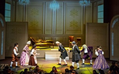 [ET-ENT 오페라] 뉴오페라 페스티벌 2018 ‘피가로의 결혼’ 한국어 대사와 함께 연극적 요소가 강조된, 정말 재미있는 미니멀리즘 공연