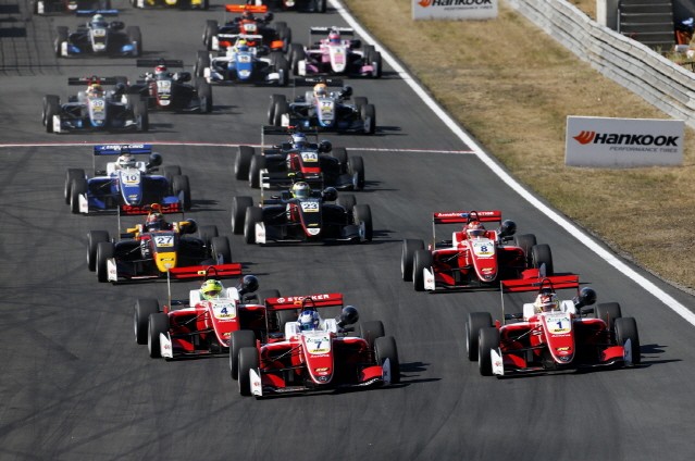 한국타이어, F1 공식 타이어에 도전한다