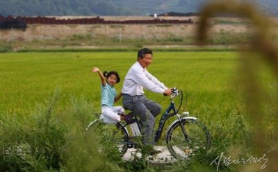 [ET-ENT 영화] ‘노무현과 바보들’ “그는 우리의 변호인이었지만, 우리는 그에게 가혹한 판사였다”