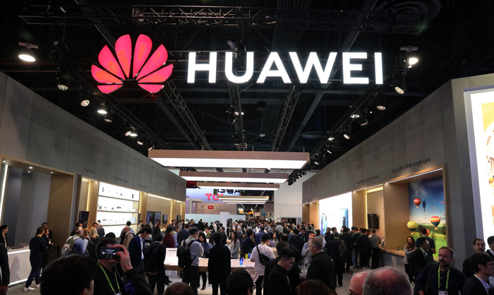 지난 1월 8일 미국 라스베이거스 컨벤션 센터에서 열린 CES 2019의 중국 화웨이 부스.