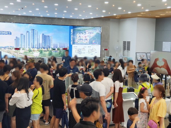 순천 모아엘가 리버파크 성황리에 견본주택 개관중