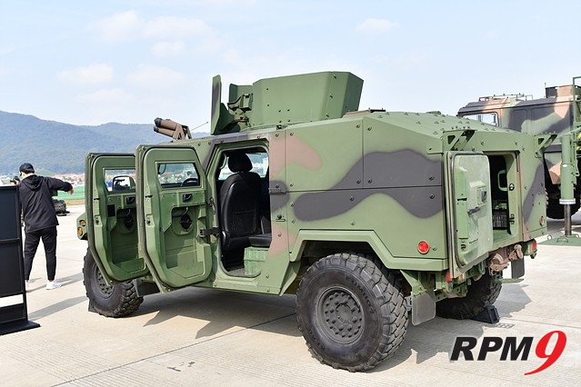 기아차·현대로템, 서울 ADEX서 차세대 군용 장비 대거 선보여