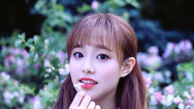{htmlspecialchars(이달의 소녀 츄, 솔로곡 '하트 어택' 뮤비 1000만 뷰 돌파)}