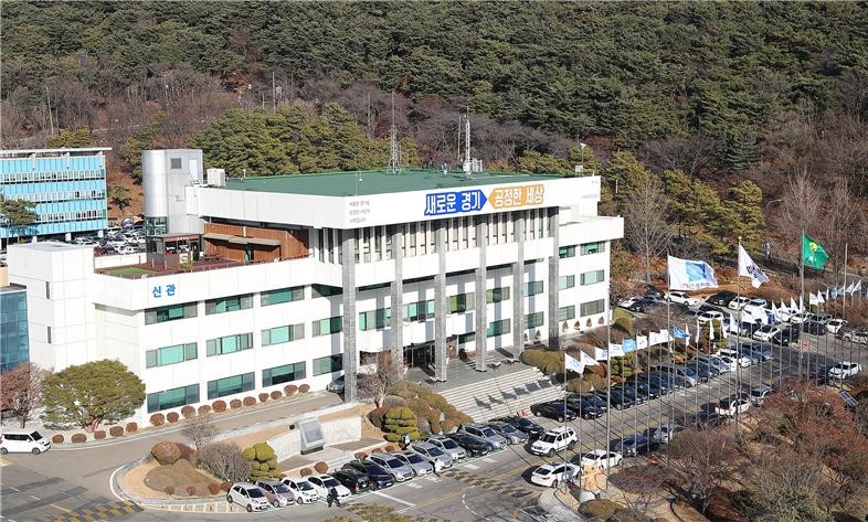 경기도, 청소선 직접 건조 후 연안 해양쓰레기 2700톤 수거 나선다