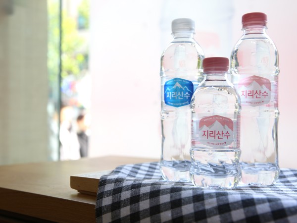 아워홈 지리산수 제품 출처=아워홈