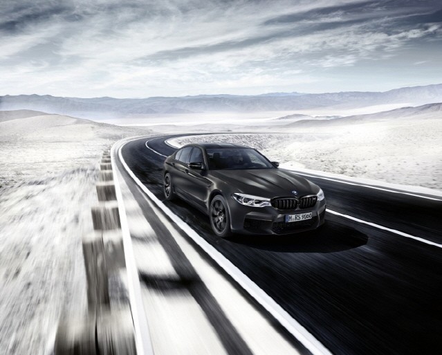 BMW, 온라인 한정판 ‘M5 컴페티션 35주년 에디션’ 출시