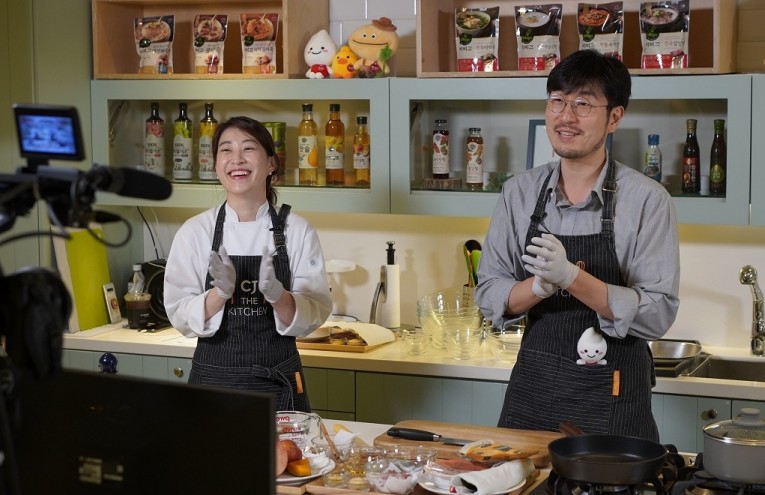 30일 진행된 '햇반 라이브 랜선 쿠킹클래스' 촬영 현장