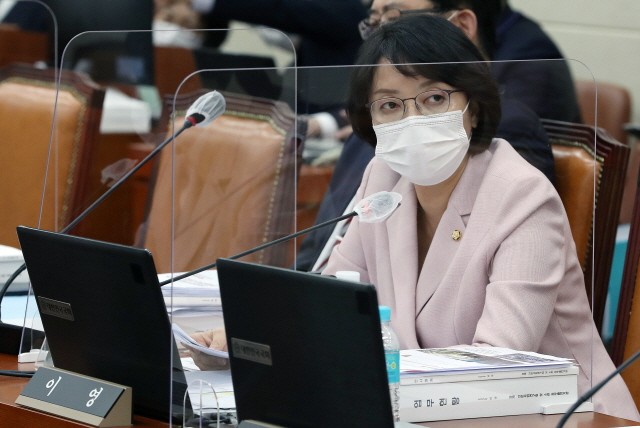 국감 질의하는 이영 의원 사진 = 뉴스1