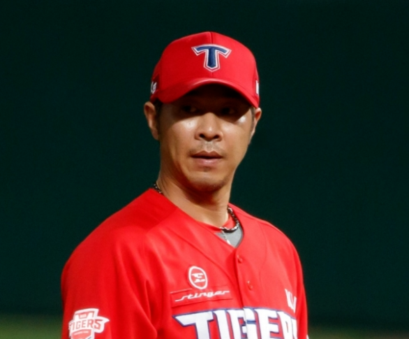 스타티비 'BJ창드'로 데뷔 전 야구선수 임창용, 성황리 첫방 마쳐