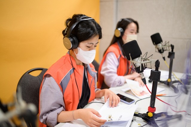 한국타이어, 독서취약계층 아동 위한 ‘목소리 기부’ 봉사활동 나서