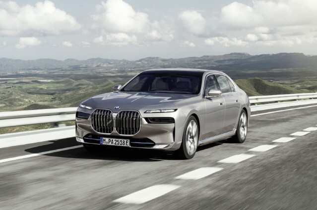 BMW, 럭셔리 플래그십 세단 ‘뉴 7시리즈’ 가격 공개