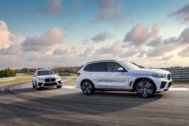 BMW “수소연료전지차로 탈(脫)탄소화 가속”
