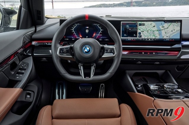 BMW, 6년 만에 바뀐 8세대 ‘뉴 5시리즈’ 출시…전 세계 최초