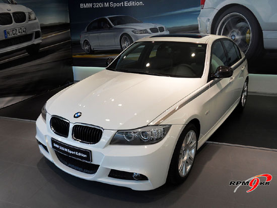 <a href="javascript:void(0);/*1260235154515*/">▲ BMW 320i M스포츠</a>