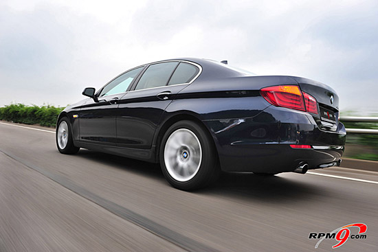 4.0 같은 3.0, BMW 535i