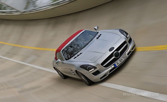 갈매기날개는 잊어라! 벤츠 SLS AMG 로드스터