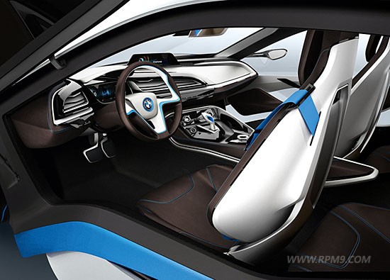 BMW i8, M3 뺨치는 하이브리드 스포츠카