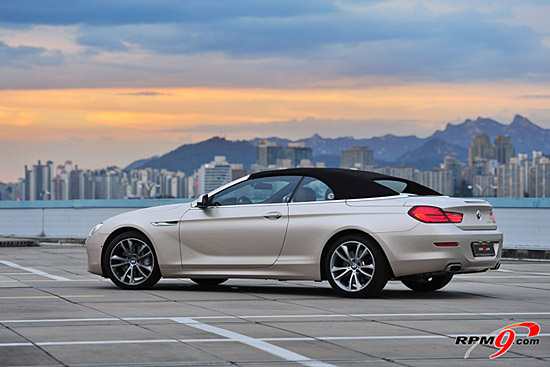 코너 돌 때 컴퍼스처럼 착! BMW 650i