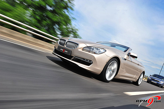 코너 돌 때 컴퍼스처럼 착! BMW 650i