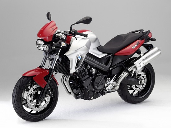 BMW 모토라드 K 1600 GT, F 800 R 동시 출시