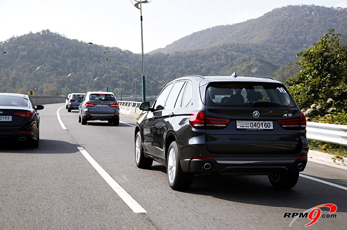 ▲ BMW 뉴 X5 주행장면